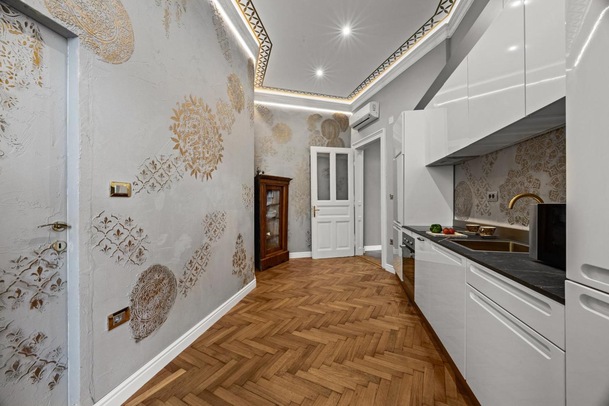 Villa Muenz Luxurious Residence Pula Exteriér fotografie