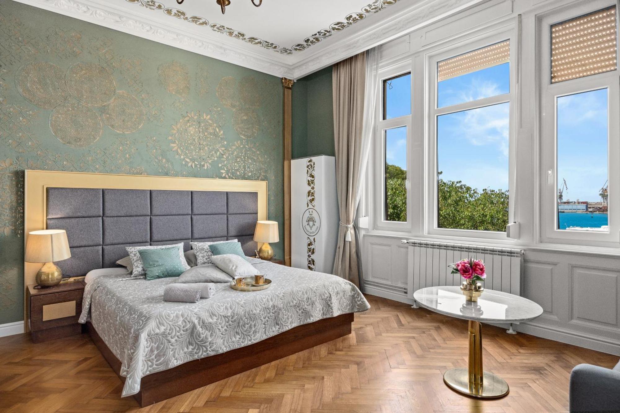 Villa Muenz Luxurious Residence Pula Exteriér fotografie